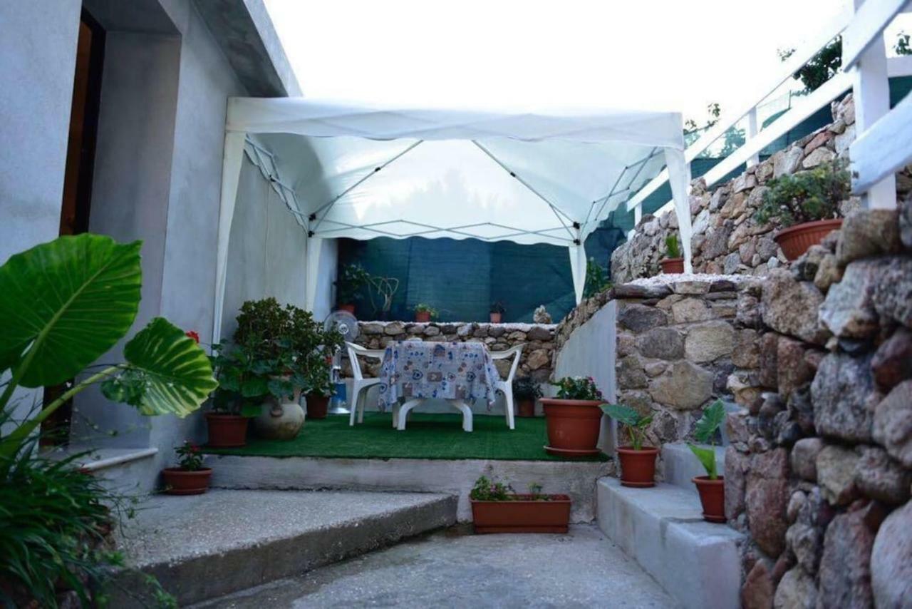 Ferienwohnung Su Cuccureddu Onifai Exterior foto